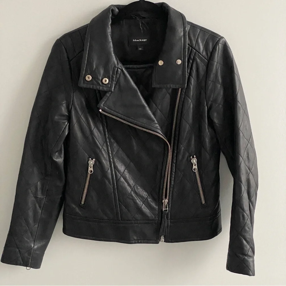 ⭐️HOST PICK⭐️ Mackage Leather Jacket - Picture 2 of 16